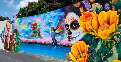 Espacio Las Américas transforma su estacionamiento en una galería urbana inspirada en Michoacán