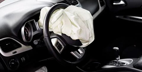 Profeco lanza alerta por fallas en bolsas de aire de autos Seat