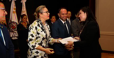 Más de mil docentes de la UMSNH reciben apoyos académicos