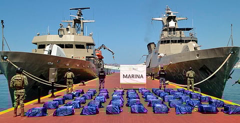 Marina asegura tonelada y media de cocaína frente a costa de Guerrero