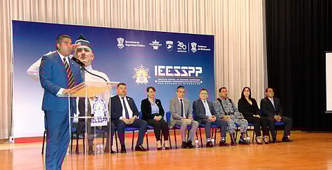 Concluyen 100 agentes municipales formación para fortalecer seguridad de Michoacán: IEESSPP