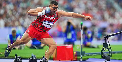Uziel Muñoz hace historia con plata mundial en lanzamiento de bala