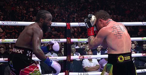 ¡Sorpresa en Las Vegas! Crawford vence a Canelo y hace historia en el boxeo