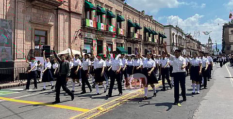 Fiestas Patrias: desfile tradicional muestra la fuerza de Michoacán