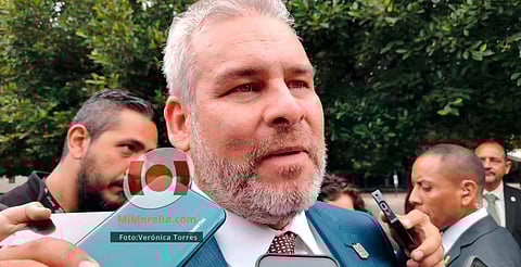 Seguridad y continuidad del teleférico, temas clave en Uruapan: Bedolla