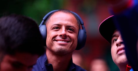 Chicharito dejaría Chivas para estar cerca de sus hijos en Reino Unido