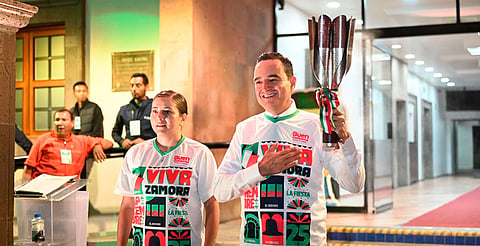 Carlos Soto Delgado encabezó ceremonia del 215 aniversario de la Independencia de México
