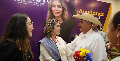 Arropada por la sociedad civil, Brissa Arroyo rinde su Primer Informe Legislativo