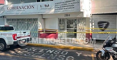 Arrojan granada frente al Instituto Nacional de Migración, sobre Camelinas, en Morelia