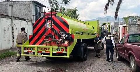 Freidora provoca incendio en negocio de frituras en Morelia; joven sufre crisis nerviosa