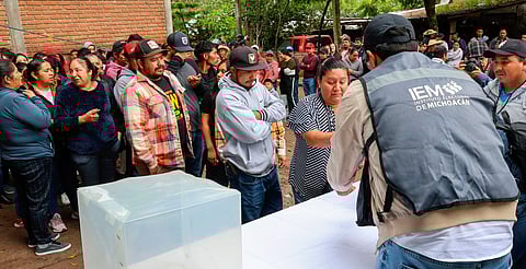 Comunidad de San Miguel del Monte elige método para consulta sobre autogobierno