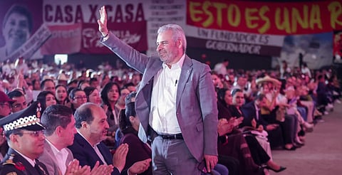 "Yo voté en contra de la deuda de Silvano y ahora está prófugo", recuerda Bedolla en cuarto informe
