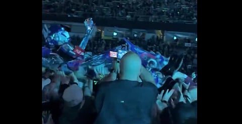 ¡Transformers en vivo! Optimus Prime aparece en concierto de Linkin Park
