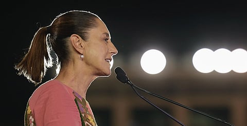La expedición de la Ley General de Aguas es reglamentaria del Artículo 4 Constitucional para garantizar el derecho humano al agua y al saneamiento; mientras que la reforma a la Ley de Aguas Nacionales es reglamentaria del Artículo 27 Constitucional