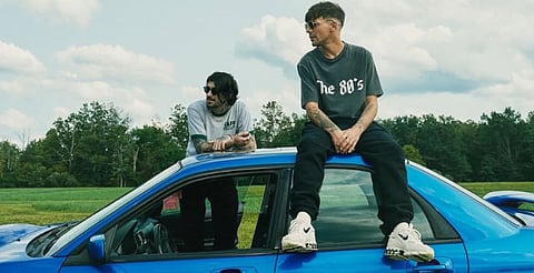 Una road movie íntima: Zayn y Louis en una serie que revive el legado 1D