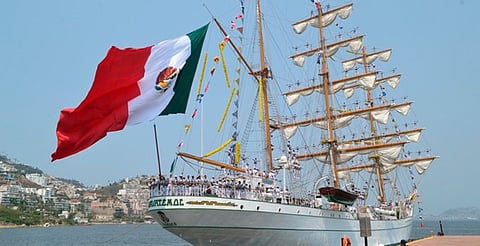 Buque escuela Cuauhtémoc partirá de Nueva York tras choque que dejó dos cadetes muertos