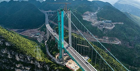 China abre el Puente del Gran Cañón de Huajiang, nueve veces más alto que el Golden Gate