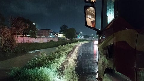 Mantiene Gobierno de Michoacán operativo de vigilancia ante desfogue controlado de la presa de Cointzio