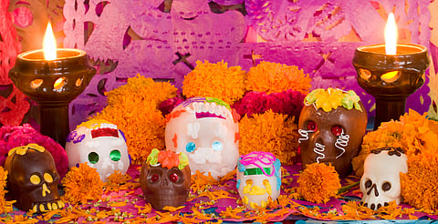 Anuncian 13 talleres para conocer la celebración de la Noche de Muertos