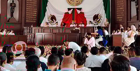Exigen diputados atención a Apatzingán