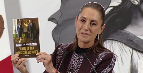 ‘Diario de una Transición Histórica’: Sheinbaum lanza libro con portada junto a AMLO