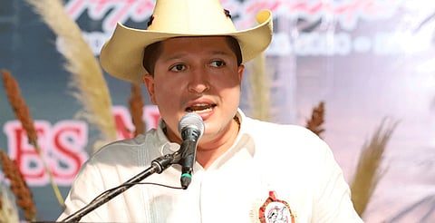 Participa Vicente Gómez en el último tramo de la Cabalgata Morelos en Huetamo