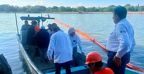 Pemex recupera más de 2.5 millones de litros de hidrocarburo en el río Pantepec