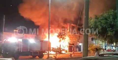 Se registra incendio de domicilio en la colonia Tierra y Libertad, Morelia