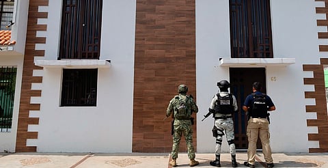 FGE detiene a dos tras cateo de domicilios en Morelia; aseguraron más de mil dosis de metanfetamina