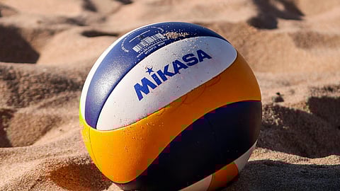 Cancha de voleibol de playa y pádel, contempladas en la UMSNH