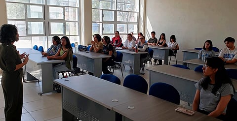 Anuncia la SEP nueva beca para jóvenes universitarios de Michoacán