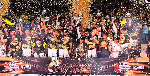 El conjunto regio se lleva la serie con autoridad en cinco juegos