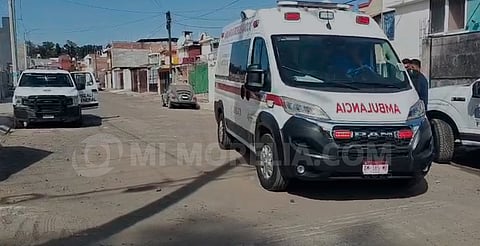 Atacan a tiros a dos hombres en Galaxia Tarímbaro; reportan a uno grave