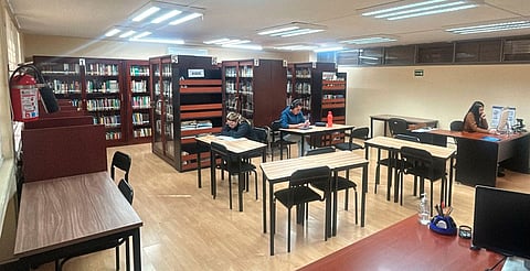 ¿Ya la conoces? Así es la renovada Biblioteca de Idiomas de la UMSNH
