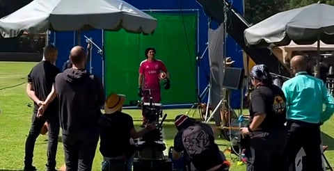 ¿Lo quieren o no? Ochoa fuera de la lista del Tri, pero aparece en campaña del Mundial