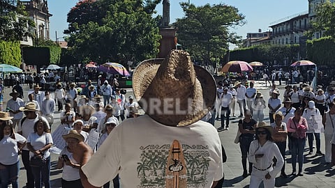 "Queremos paz, queremos libertad", familias protestaron este sábado, en Uruapan
