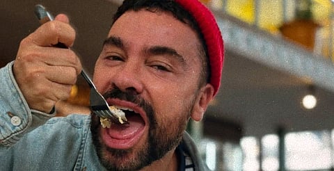 Shiky reaparece tras ser intubado por una infección en una muela