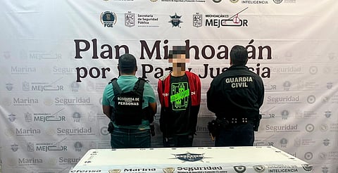 SSP detiene a un hombre en posesión de 74 dosis de metanfetamina en Morelia