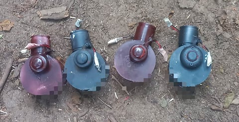 Desactivan cuatro artefactos explosivos improvisados en Apatzingán