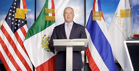 Raúl Rocha, dueño de Miss Universo, es investigado por huachicol y armas, revela Loret de Mola