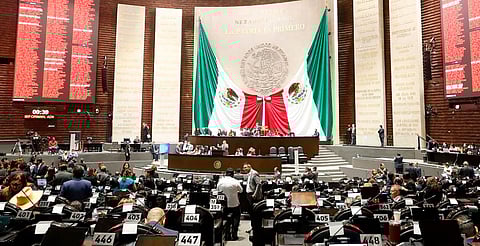 Hasta 42 años de cárcel; nueva ley contra extorsión en México