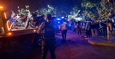 Arrancones ilegales provocan operativo en Tres Puentes; detienen a 3