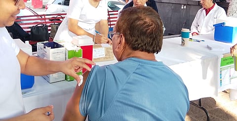 ¡Vacúnate y cuida a los tuyos! Campaña invernal para mayores de 60 años