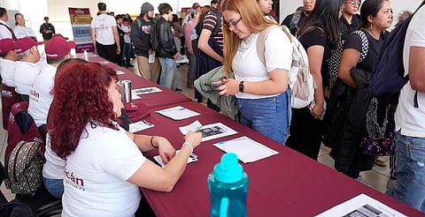 ¿Conoces la beca Gertrudis Bocanegra? Te explicamos el proceso de registro a partir del 15 de diciembre