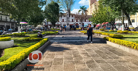 Poco a poco vuelve Uruapan a la normalidad