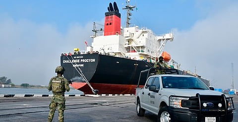 Juez frena intento de capitán para liberar cuentas congeladas por huachicol fiscal