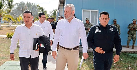 Bedolla supervisa atención a víctimas de explosión en Coahuayana, Michoacán