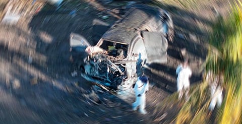 FGE indaga más vehículos que estarían ligados a explosión en Coahuayana