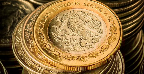 Aprueban diputados cambiar materiales de moneda de $10; será más "barata"