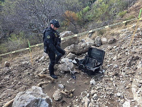 Guardia Civil neutraliza granada de gas, fue localizada en excavación por construcción